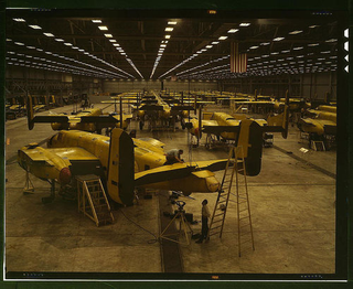 Illustration for article titled How Detroit's Aircraft Production Dream Crashed and Burned